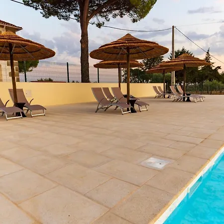 Moradia Gemea Em Herdade Santa Marta *