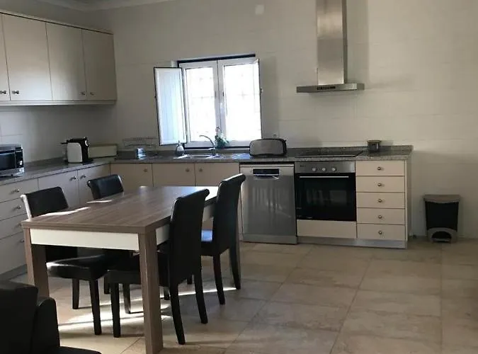 Casa de Férias Moradia Gemea Em Herdade Santa Marta Zebreira